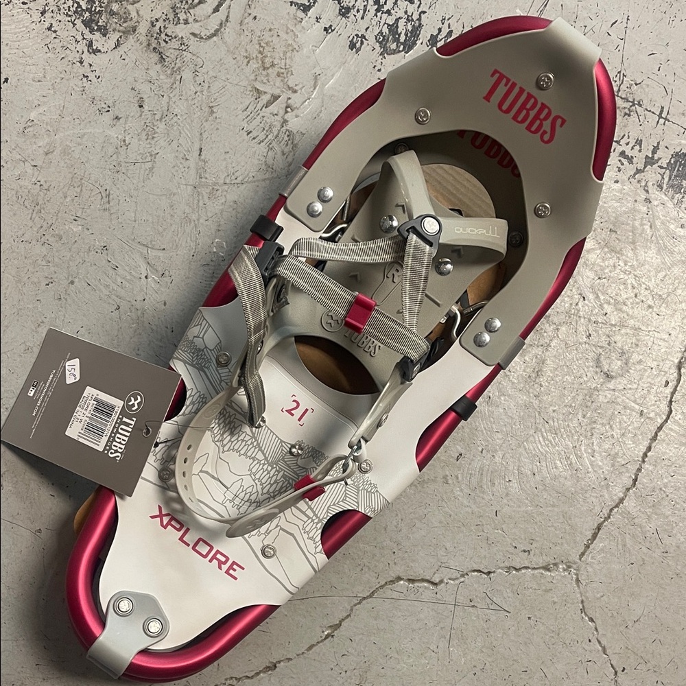 Tubbs Xplore Women's Snowshoe - Red and Gray NEW